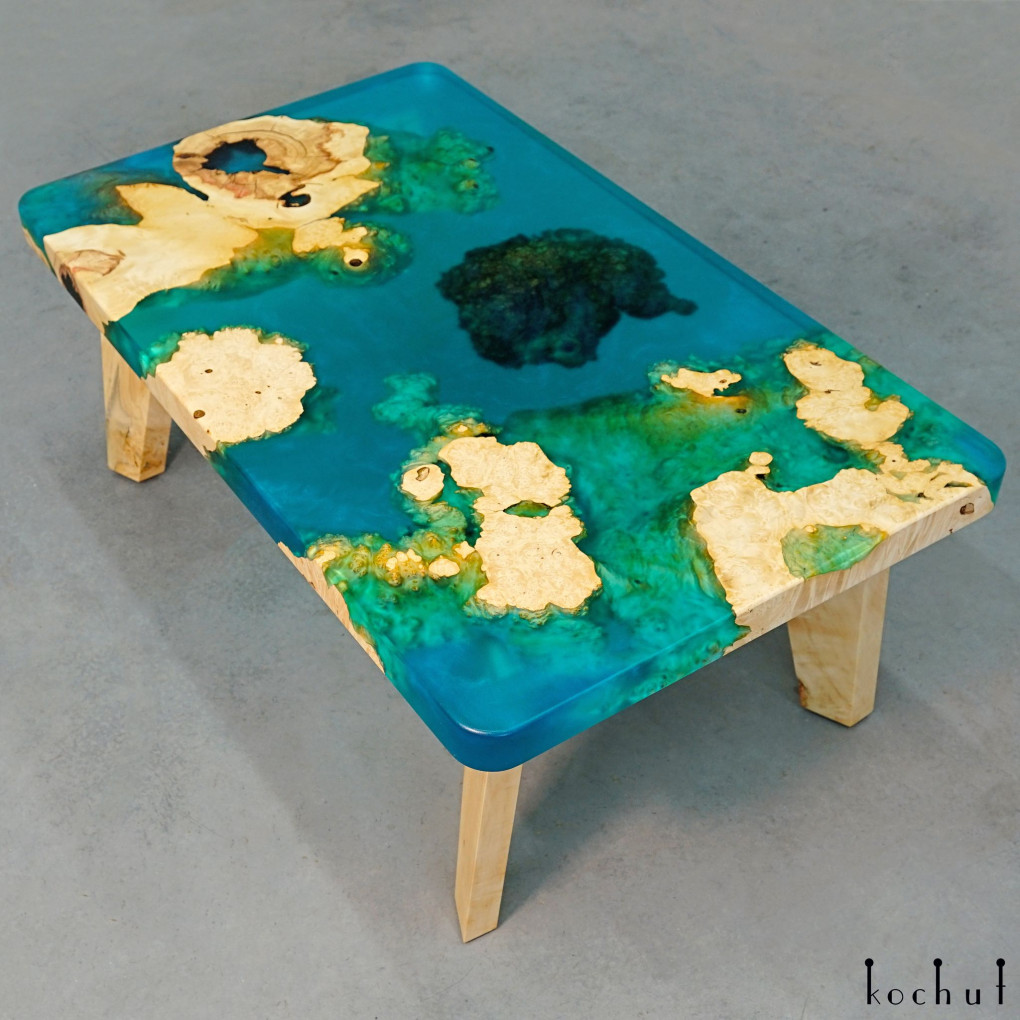 Side table Hawaii Maple, epoxy resin, polyurethane