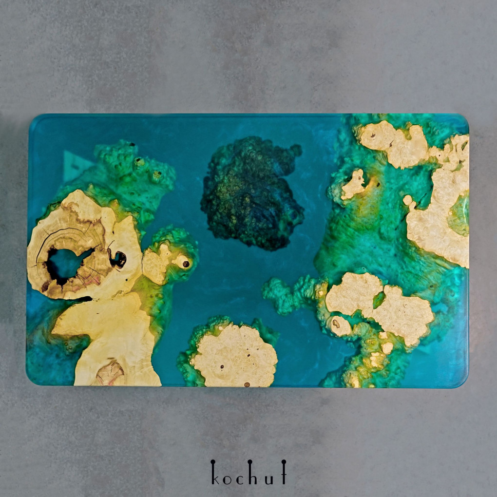 Side table Hawaii Maple, epoxy resin, polyurethane