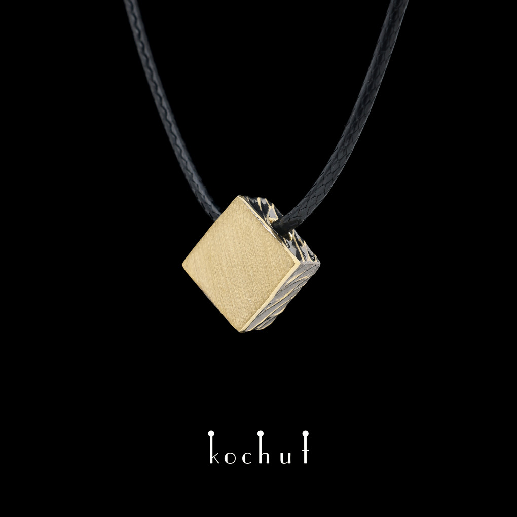 Pendant «Golden Square». Yellow gold, black rhodium