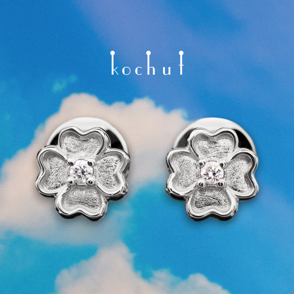 Earrings «Four-leaf clover». White gold, diamonds, white rhodium