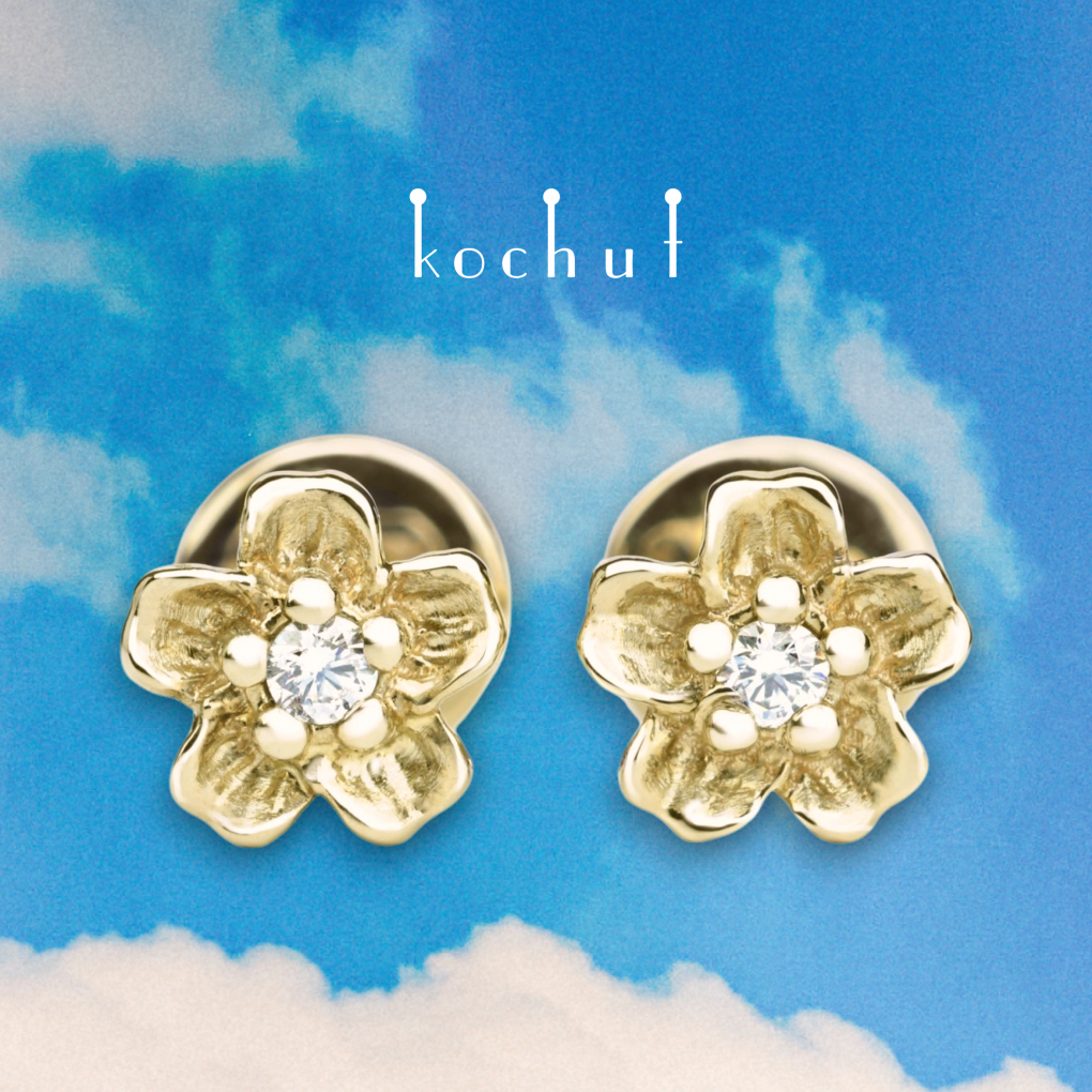 Earrings «Flowers». Yellow gold, diamonds